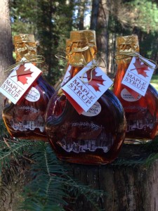 Scarlet Jewell Maple Syrup StateGiftsUSA.com