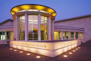 Lincoln Presidential Museum StateGiftsUSA.com
