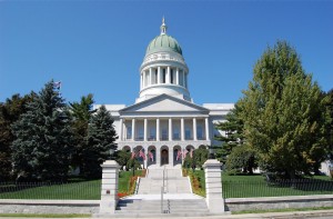 Maine State House StateGiftsUSA.com/made-in-maine